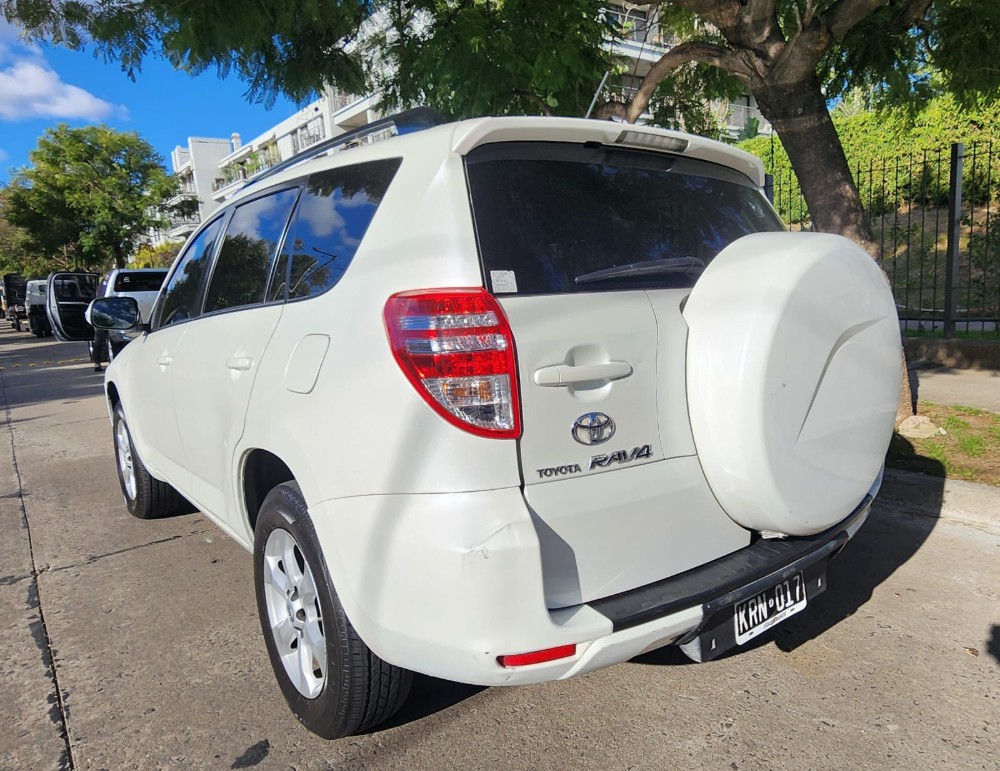 Toyota RAV4 4x4 — foto 7
